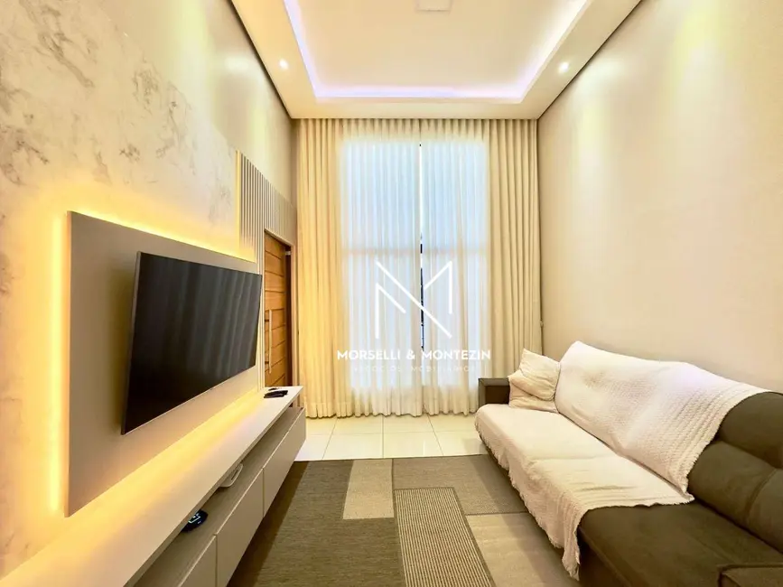 Casa com 3 quartos à venda, 125m2 em Loteamento Chamonix, Londrina - PR - imagem 3 Foto 3 de Casa com 3 quartos à venda, 125m2 em Loteamento Chamonix, Londrina - PR