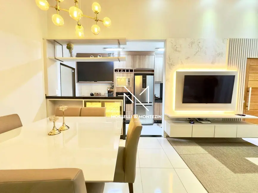 Casa com 3 quartos à venda, 125m2 em Loteamento Chamonix, Londrina - PR - imagem 4 Foto 4 de Casa com 3 quartos à venda, 125m2 em Loteamento Chamonix, Londrina - PR