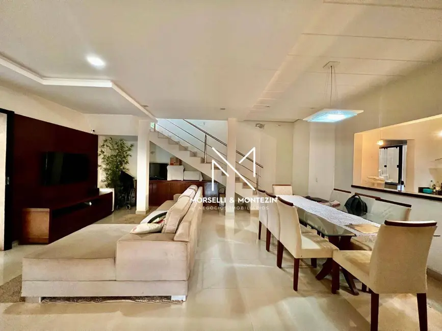 Foto 2 de Casa de Condomínio com 3 quartos à venda, 300m2 em Marumbi, Londrina - PR