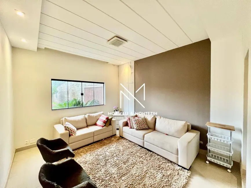 Foto 1 de Casa de Condomínio com 3 quartos à venda, 300m2 em Marumbi, Londrina - PR
