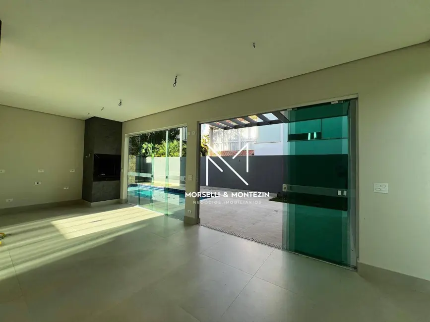 Sobrado com 4 quartos à venda, 390m2 em Vivendas do Arvoredo, Londrina - PR - imagem 4 Foto 4 de Sobrado com 4 quartos à venda, 390m2 em Vivendas do Arvoredo, Londrina - PR