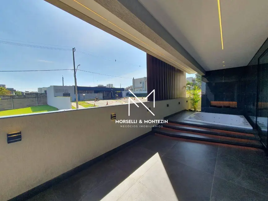 Sobrado com 5 quartos à venda, 350m2 em Conjunto Habitacional Alexandre Urbanas, Londrina - PR - imagem 7 Foto 7 de Sobrado com 5 quartos à venda, 350m2 em Conjunto Habitacional Alexandre Urbanas, Londrina - PR