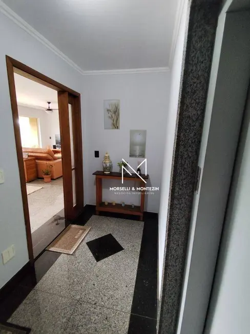 Apartamento com 3 quartos à venda, 234m2 em Londrina - PR - imagem 2 Foto 2 de Apartamento com 3 quartos à venda, 234m2 em Londrina - PR
