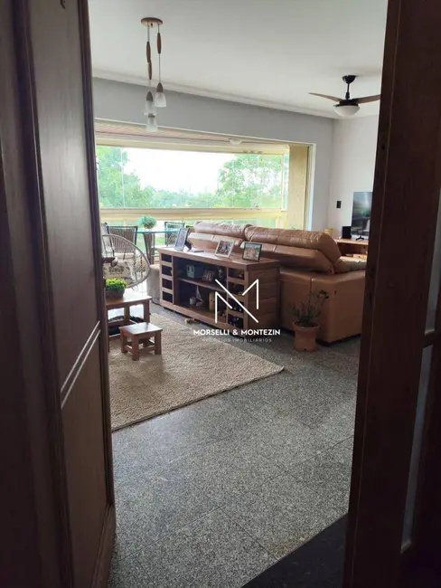 Apartamento com 3 quartos à venda, 234m2 em Londrina - PR - imagem 3 Foto 3 de Apartamento com 3 quartos à venda, 234m2 em Londrina - PR