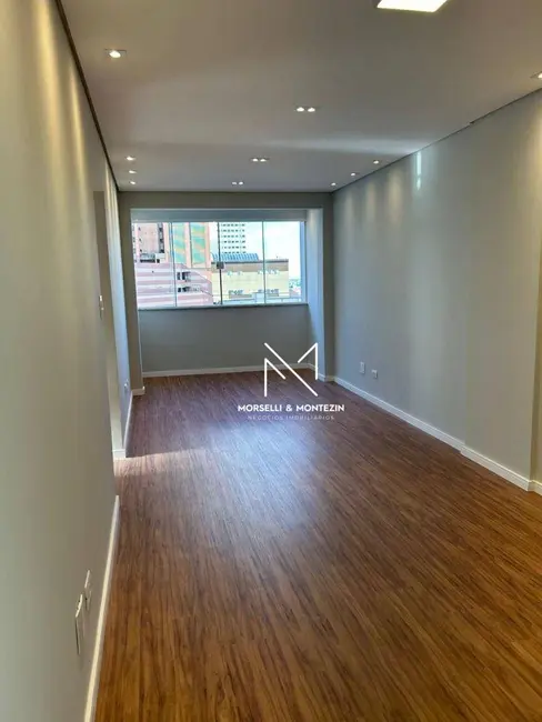 Foto 2 de Apartamento com 2 quartos à venda, 106m2 em Centro, Londrina - PR