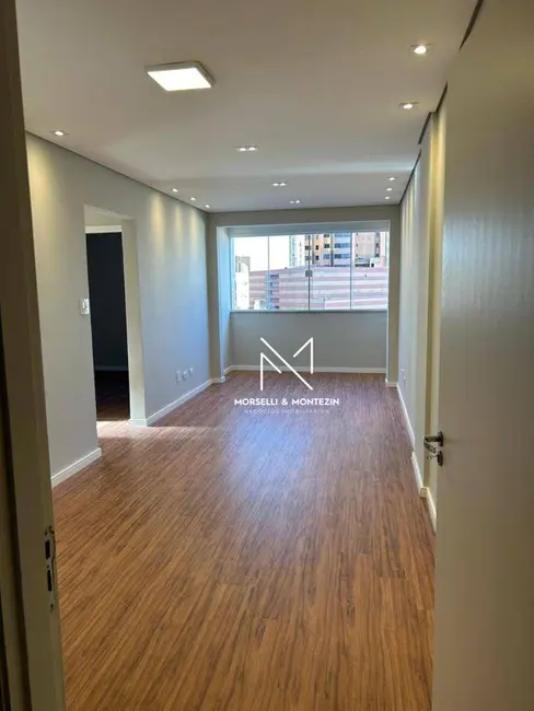Apartamento com 2 quartos à venda, 106m2 em Centro, Londrina - PR - imagem 5 Foto 5 de Apartamento com 2 quartos à venda, 106m2 em Centro, Londrina - PR