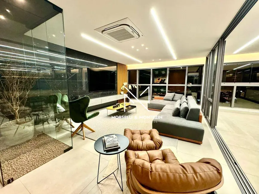 Apartamento com 3 quartos à venda, 285m2 em Londrina - PR - imagem 3 Foto 3 de Apartamento com 3 quartos à venda, 285m2 em Londrina - PR