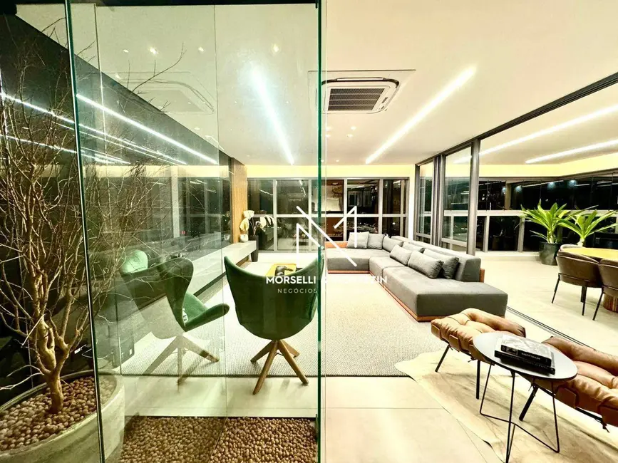 Apartamento com 3 quartos à venda, 285m2 em Londrina - PR - imagem 2 Foto 2 de Apartamento com 3 quartos à venda, 285m2 em Londrina - PR