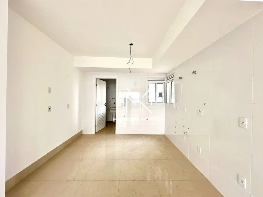 Apartamento com 3 quartos à venda, 160m2 em Londrina - PR - imagem 8 Foto 8 de Apartamento com 3 quartos à venda, 160m2 em Londrina - PR