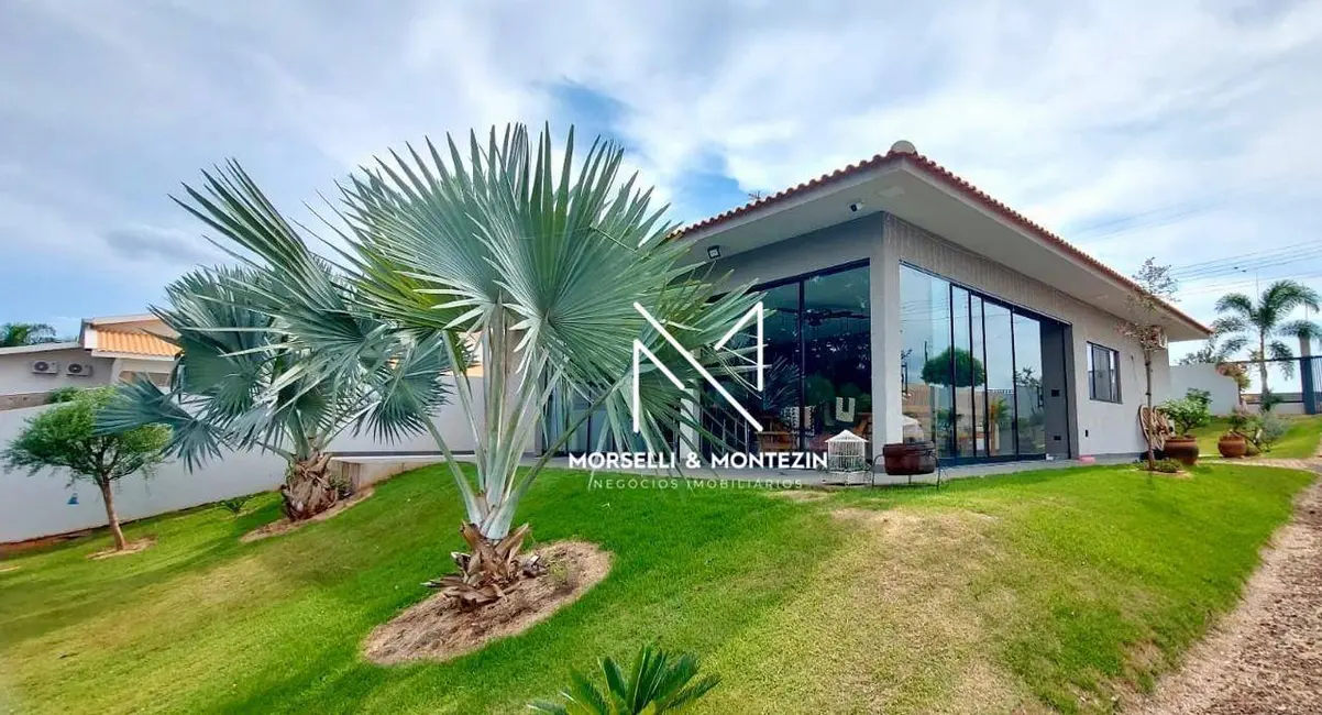 Foto 1 de Chácara com 3 quartos à venda, 1000m2 em Centro, Primeiro De Maio - PR