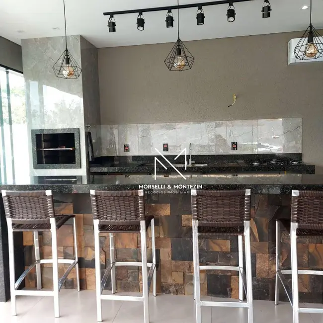 Foto 5 de Chácara com 3 quartos à venda, 1000m2 em Centro, Primeiro De Maio - PR