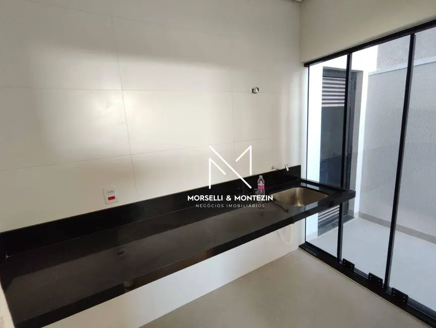 Casa de Condomínio com 3 quartos à venda, 170m2 em Londrina - PR - imagem 9 Foto 9 de Casa de Condomínio com 3 quartos à venda, 170m2 em Londrina - PR
