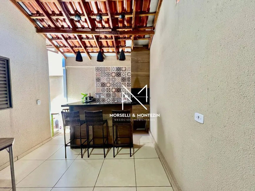 Casa com 3 quartos à venda, 125m2 em Alto da Boa Vista, Londrina - PR - imagem 6 Foto 6 de Casa com 3 quartos à venda, 125m2 em Alto da Boa Vista, Londrina - PR