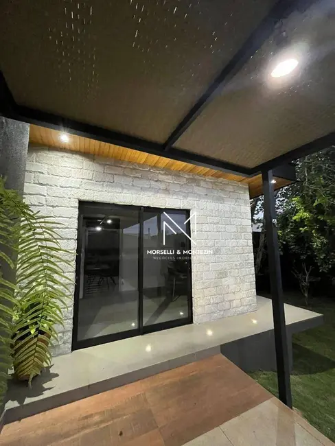 Sobrado com 3 quartos à venda, 505m2 em Londrina - PR - imagem 9 Foto 9 de Sobrado com 3 quartos à venda, 505m2 em Londrina - PR