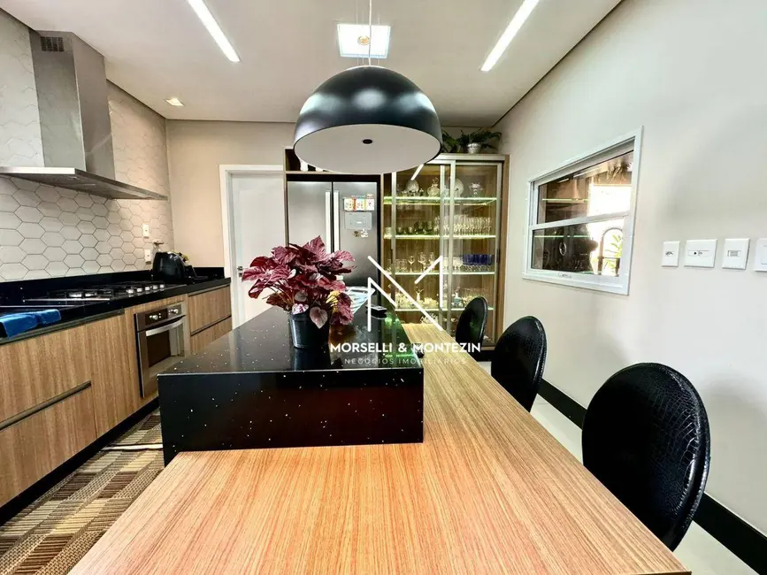 Casa de Condomínio com 4 quartos à venda, 316m2 em Esperança, Londrina - PR - imagem 8 Foto 8 de Casa de Condomínio com 4 quartos à venda, 316m2 em Esperança, Londrina - PR