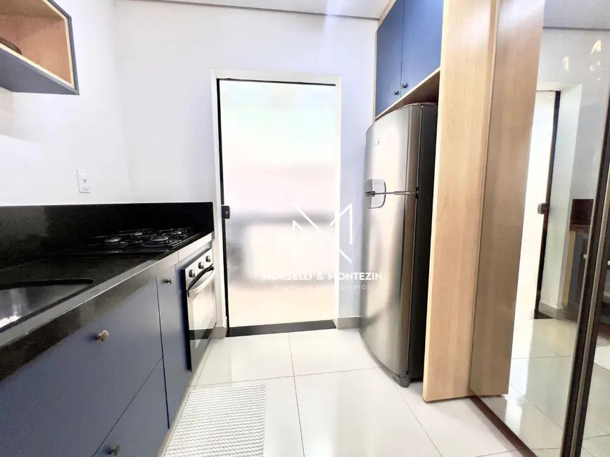 Casa com 3 quartos à venda, 212m2 em Monte Carlo, Londrina - PR - imagem 6 Foto 6 de Casa com 3 quartos à venda, 212m2 em Monte Carlo, Londrina - PR