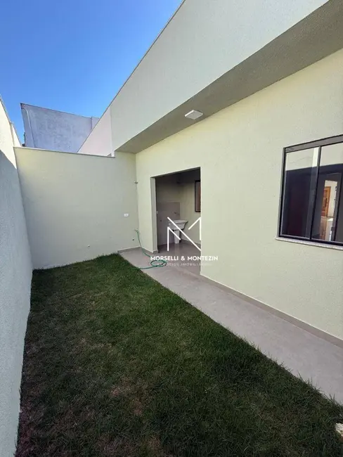 Casa com 3 quartos à venda, 150m2 em Bandeirantes, Londrina - PR - imagem 8 Foto 8 de Casa com 3 quartos à venda, 150m2 em Bandeirantes, Londrina - PR
