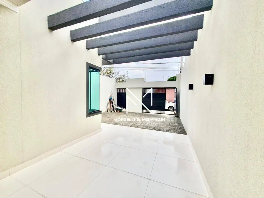 Casa com 3 quartos à venda, 150m2 em Bandeirantes, Londrina - PR - imagem 3 Foto 3 de Casa com 3 quartos à venda, 150m2 em Bandeirantes, Londrina - PR
