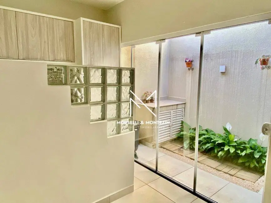 Foto 8 de Casa de Condomínio com 3 quartos à venda, 125m2 em Bandeirantes, Londrina - PR