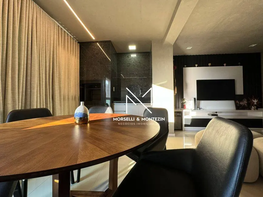 Apartamento com 2 quartos à venda, 239m2 em Londrina - PR - imagem 3 Foto 3 de Apartamento com 2 quartos à venda, 239m2 em Londrina - PR
