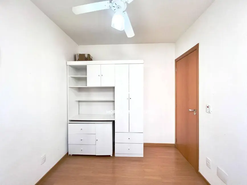 Apartamento com 2 quartos à venda, 53m2 em Londrina - PR - imagem 9 Foto 9 de Apartamento com 2 quartos à venda, 53m2 em Londrina - PR