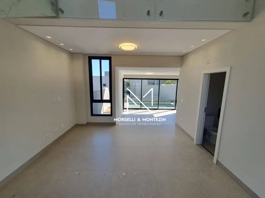 Sobrado com 3 quartos à venda, 263m2 em Conjunto Habitacional Alexandre Urbanas, Londrina - PR - imagem 8 Foto 8 de Sobrado com 3 quartos à venda, 263m2 em Conjunto Habitacional Alexandre Urbanas, Londrina - PR
