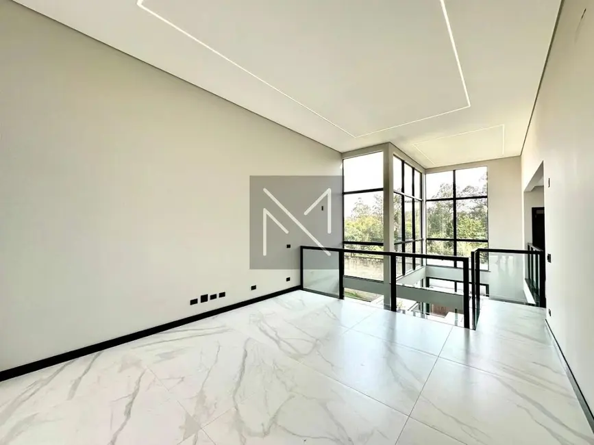 Casa de Condomínio com 3 quartos à venda, 268m2 em Jardim Morumbi, Londrina - PR - imagem 4 Foto 4 de Casa de Condomínio com 3 quartos à venda, 268m2 em Jardim Morumbi, Londrina - PR