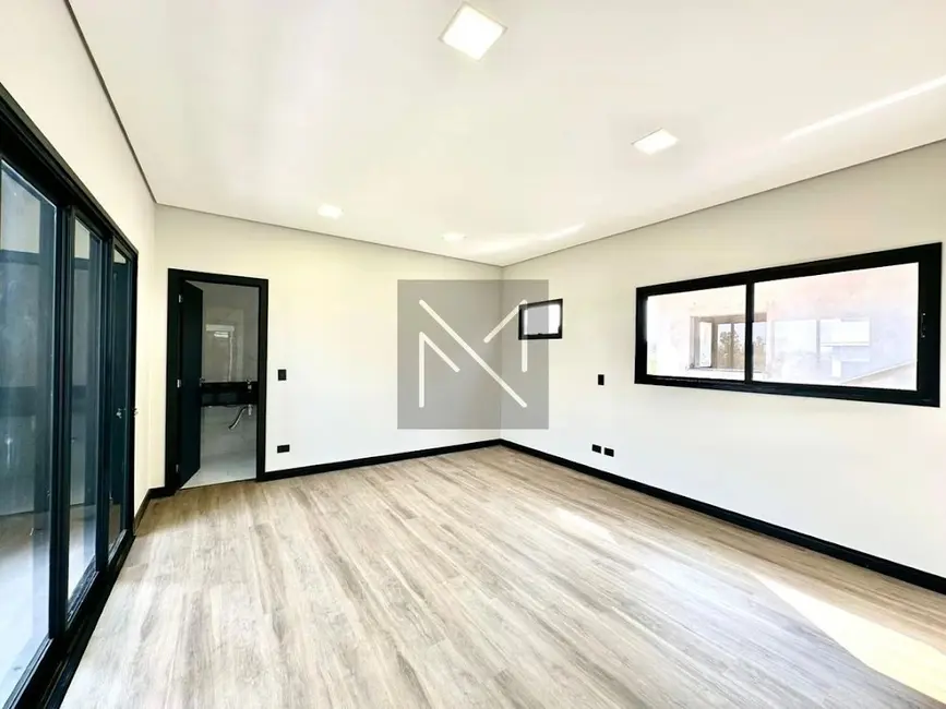 Casa de Condomínio com 3 quartos à venda, 268m2 em Jardim Morumbi, Londrina - PR - imagem 6 Foto 6 de Casa de Condomínio com 3 quartos à venda, 268m2 em Jardim Morumbi, Londrina - PR