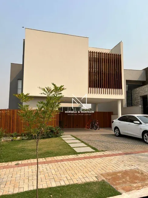 Foto 2 de Sobrado com 3 quartos à venda, 287m2 em Londrina - PR