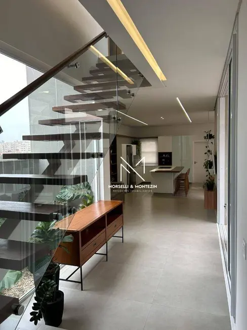 Foto 3 de Sobrado com 3 quartos à venda, 287m2 em Londrina - PR