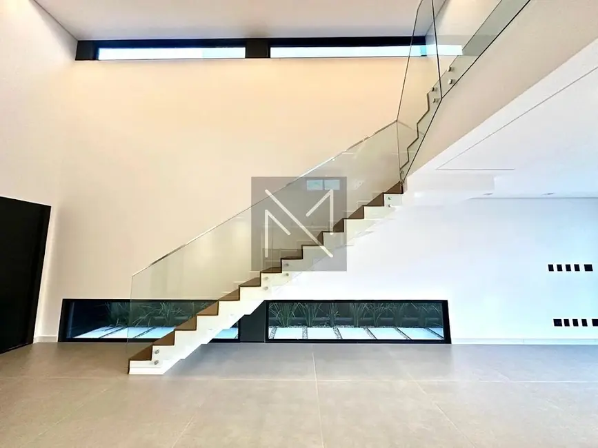 Casa de Condomínio com 5 quartos à venda, 360m2 em Esperança, Londrina - PR - imagem 6 Foto 6 de Casa de Condomínio com 5 quartos à venda, 360m2 em Esperança, Londrina - PR