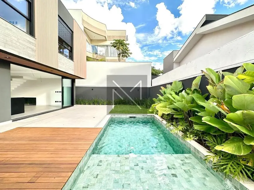 Casa de Condomínio com 5 quartos à venda, 360m2 em Esperança, Londrina - PR - imagem 3 Foto 3 de Casa de Condomínio com 5 quartos à venda, 360m2 em Esperança, Londrina - PR