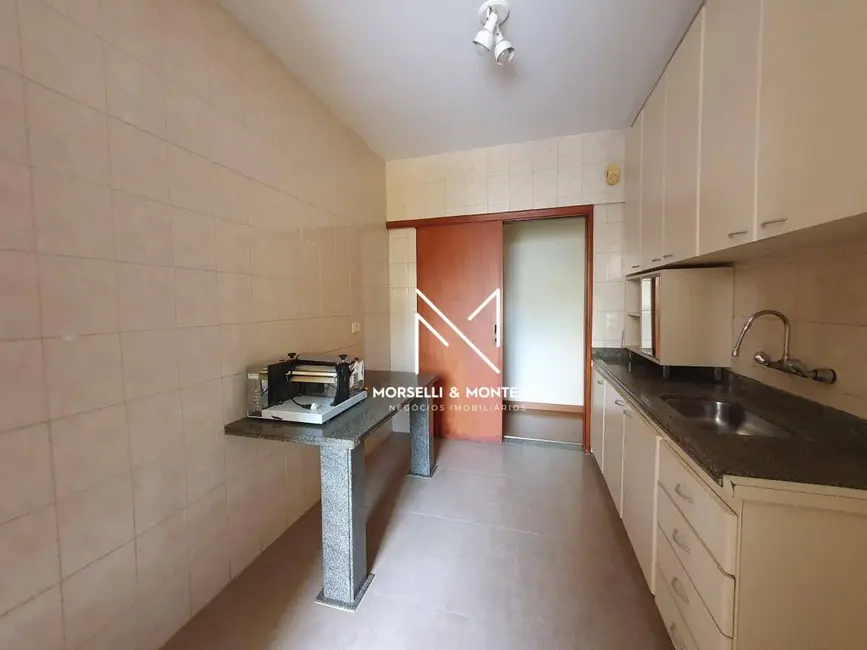 Apartamento com 3 quartos à venda, 110m2 em Centro, Londrina - PR - imagem 8 Foto 8 de Apartamento com 3 quartos à venda, 110m2 em Centro, Londrina - PR
