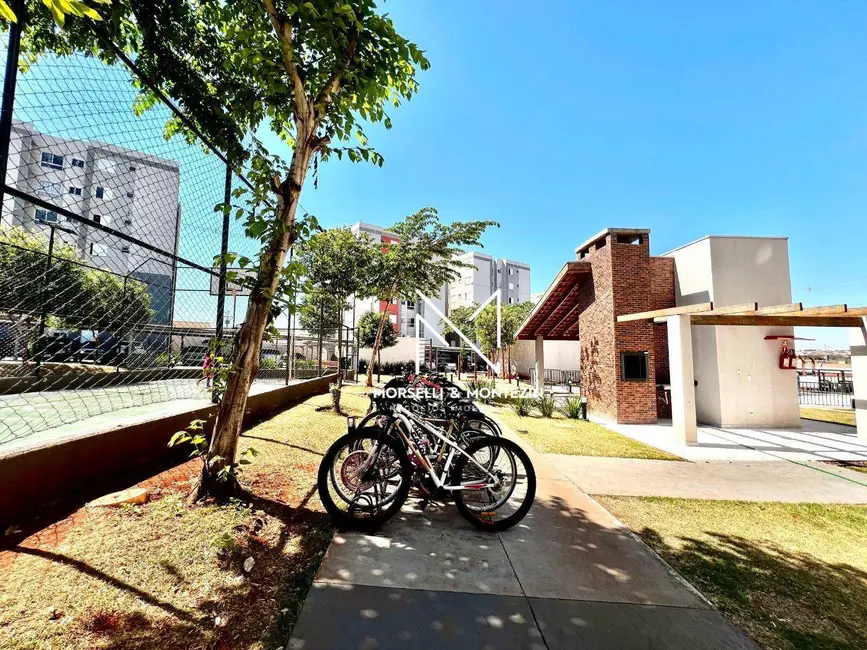 Apartamento com 2 quartos à venda, 47m2 em Londrina - PR - imagem 5 Foto 5 de Apartamento com 2 quartos à venda, 47m2 em Londrina - PR