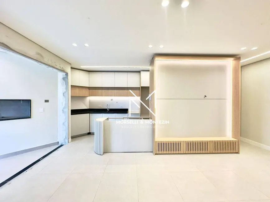 Apartamento com 3 quartos à venda, 120m2 em Centro, Londrina - PR - imagem 2 Foto 2 de Apartamento com 3 quartos à venda, 120m2 em Centro, Londrina - PR