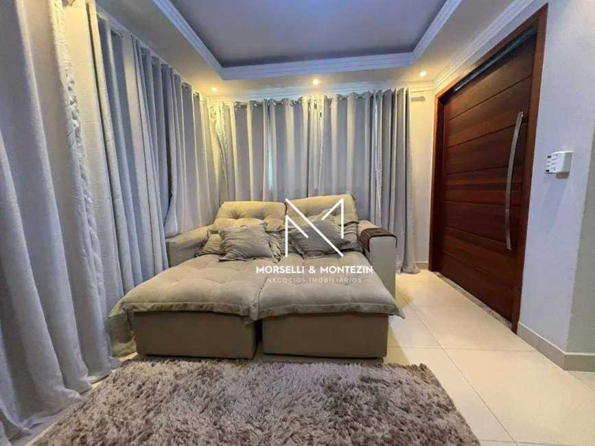 Casa de Condomínio com 3 quartos à venda, 250m2 em Aragarça, Londrina - PR - imagem 3 Foto 3 de Casa de Condomínio com 3 quartos à venda, 250m2 em Aragarça, Londrina - PR