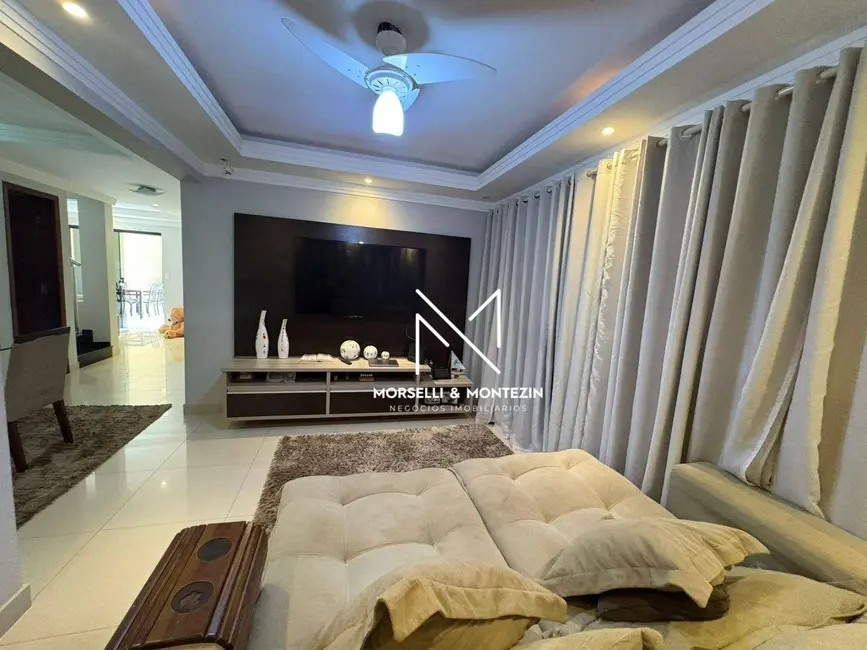 Casa de Condomínio com 3 quartos à venda, 250m2 em Aragarça, Londrina - PR - imagem 2 Foto 2 de Casa de Condomínio com 3 quartos à venda, 250m2 em Aragarça, Londrina - PR