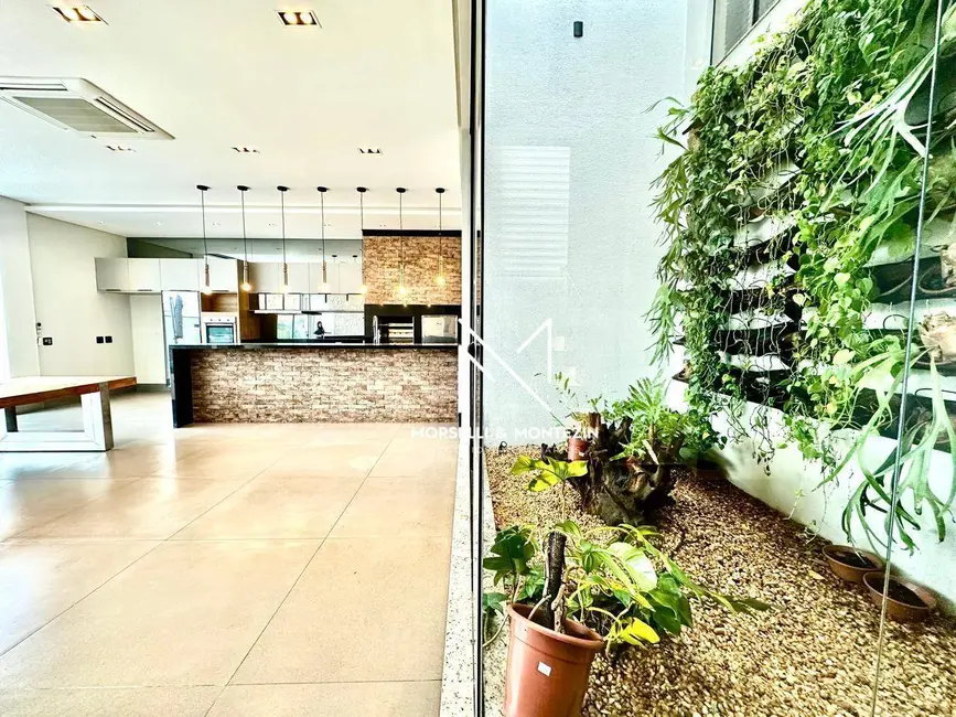 Casa com 4 quartos à venda, 500m2 em Londrina - PR - imagem 9 Foto 9 de Casa com 4 quartos à venda, 500m2 em Londrina - PR