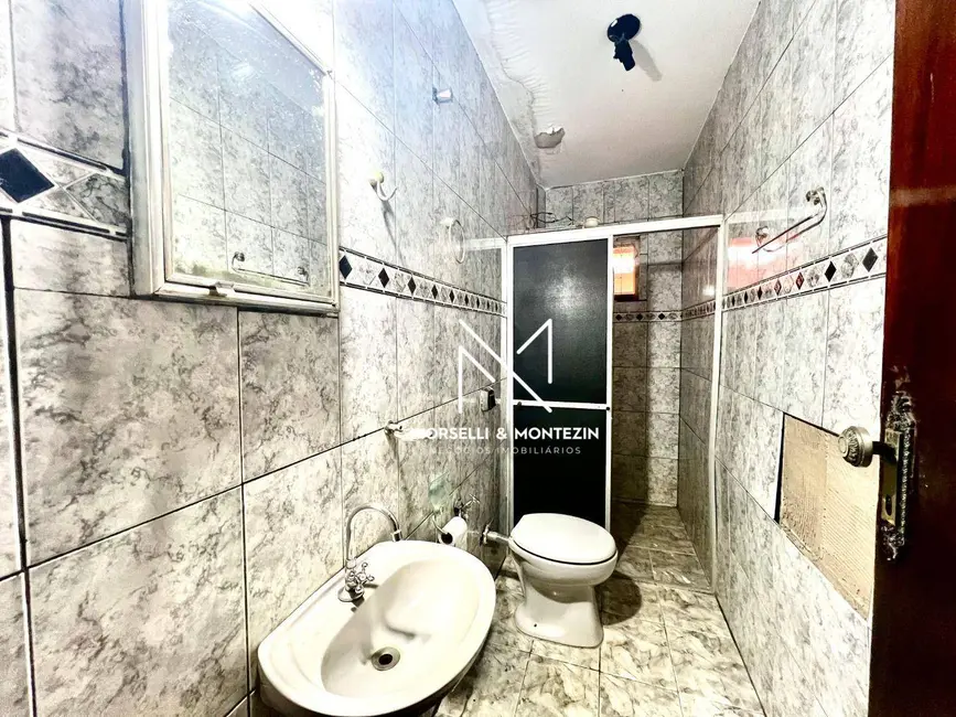 Casa com 3 quartos à venda, 295m2 em Santa Rita 1, Londrina - PR - imagem 4 Foto 4 de Casa com 3 quartos à venda, 295m2 em Santa Rita 1, Londrina - PR