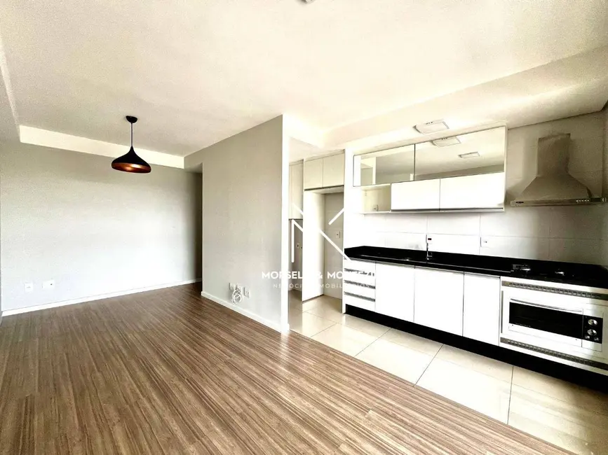Apartamento com 3 quartos à venda, 91m2 em Parque Jamaica, Londrina - PR - imagem 7 Foto 7 de Apartamento com 3 quartos à venda, 91m2 em Parque Jamaica, Londrina - PR