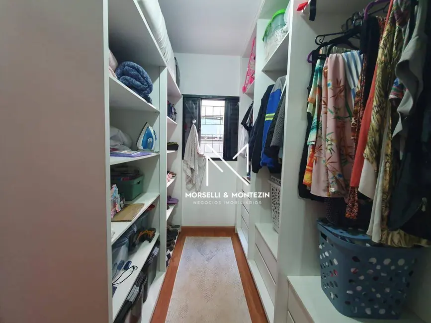 Casa com 3 quartos à venda, 180m2 em Colúmbia, Londrina - PR - imagem 9 Foto 9 de Casa com 3 quartos à venda, 180m2 em Colúmbia, Londrina - PR