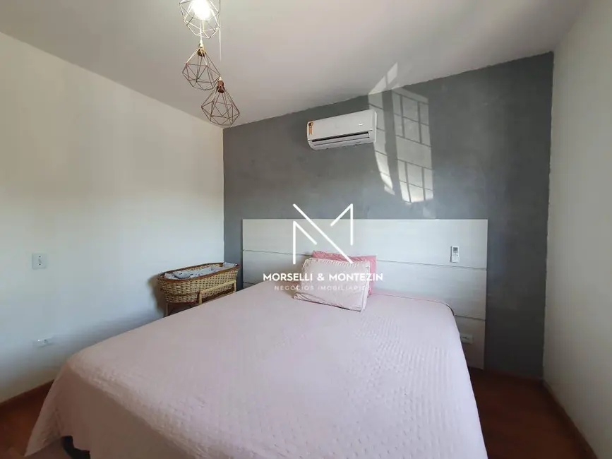Casa com 3 quartos à venda, 180m2 em Colúmbia, Londrina - PR - imagem 7 Foto 7 de Casa com 3 quartos à venda, 180m2 em Colúmbia, Londrina - PR
