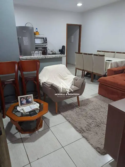 Foto 3 de Casa com 2 quartos à venda, 125m2 em Residencial José B Almeida, Londrina - PR