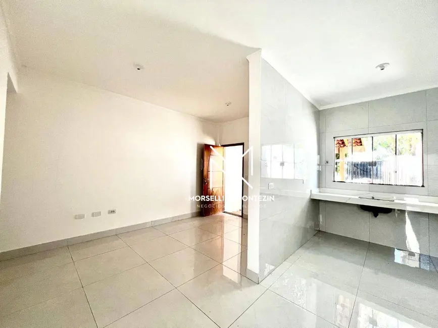 Casa com 3 quartos à venda, 125m2 em Jardim São Paulo II, Londrina - PR - imagem 5 Foto 5 de Casa com 3 quartos à venda, 125m2 em Jardim São Paulo II, Londrina - PR