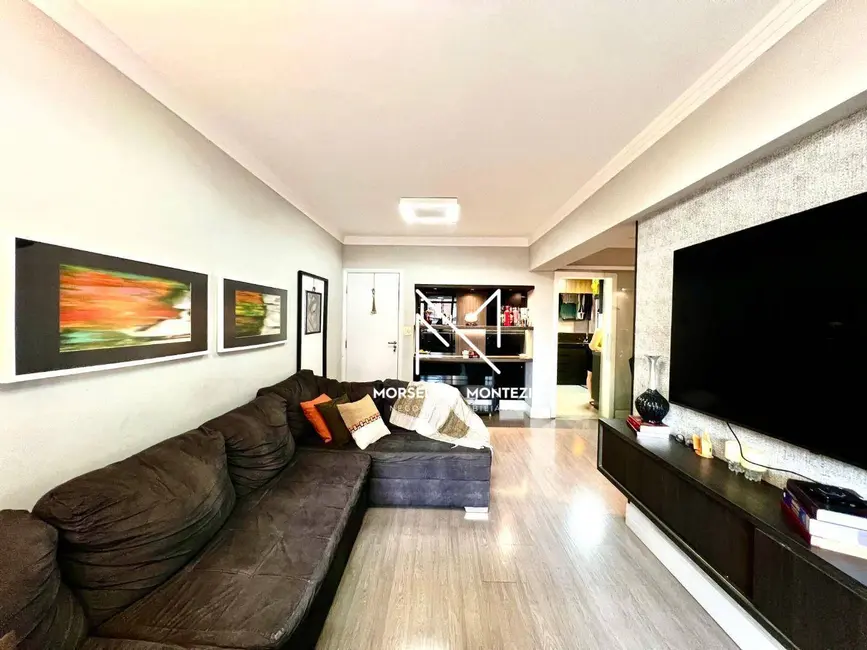 Apartamento com 3 quartos à venda, 132m2 em Centro, Londrina - PR - imagem 7 Foto 7 de Apartamento com 3 quartos à venda, 132m2 em Centro, Londrina - PR