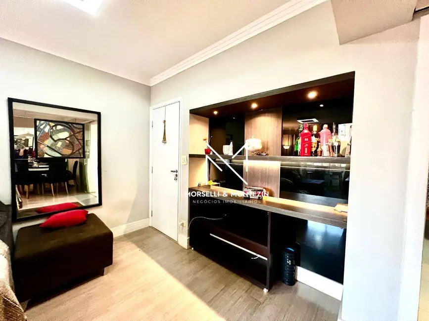 Apartamento com 3 quartos à venda, 132m2 em Centro, Londrina - PR - imagem 8 Foto 8 de Apartamento com 3 quartos à venda, 132m2 em Centro, Londrina - PR