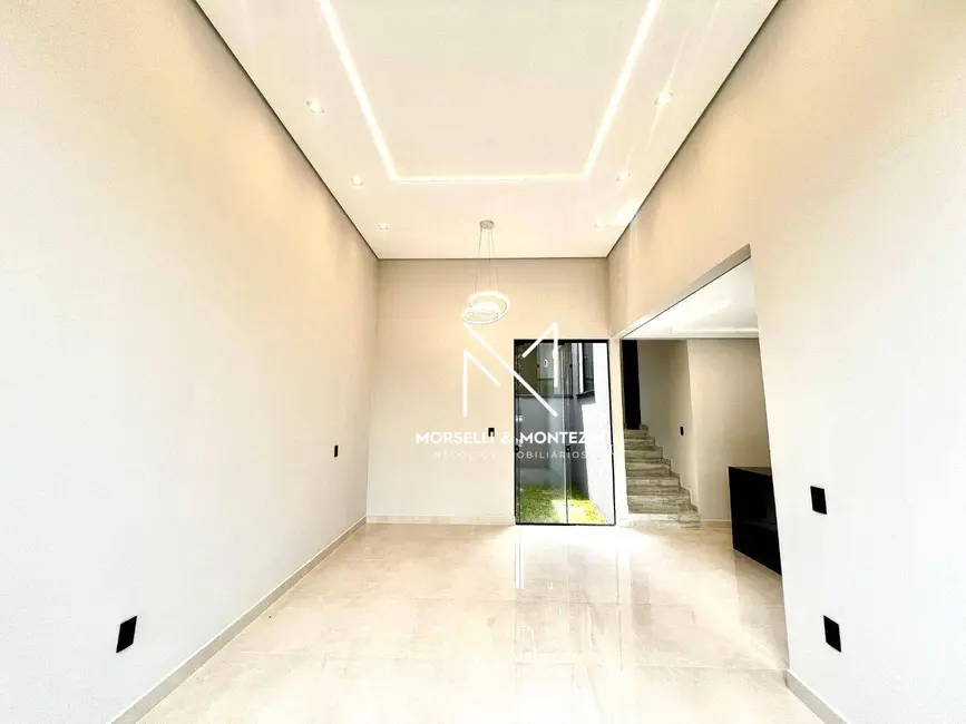 Casa com 3 quartos à venda, 200m2 em Jardim Neman Sahyun, Londrina - PR - imagem 8 Foto 8 de Casa com 3 quartos à venda, 200m2 em Jardim Neman Sahyun, Londrina - PR