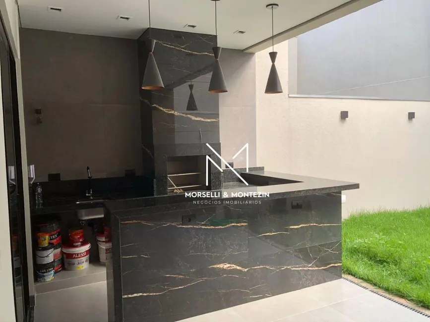 Sobrado com 3 quartos à venda, 155m2 em Jardim Guararapes, Londrina - PR - imagem 9 Foto 9 de Sobrado com 3 quartos à venda, 155m2 em Jardim Guararapes, Londrina - PR