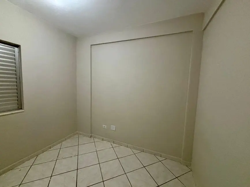 Apartamento com 3 quartos à venda, 68m2 em Parque Jamaica, Londrina - PR - imagem 9 Foto 9 de Apartamento com 3 quartos à venda, 68m2 em Parque Jamaica, Londrina - PR