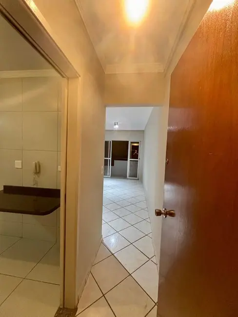 Apartamento com 3 quartos à venda, 68m2 em Parque Jamaica, Londrina - PR - imagem 2 Foto 2 de Apartamento com 3 quartos à venda, 68m2 em Parque Jamaica, Londrina - PR